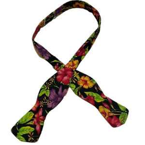 Men's Black Floral Bowtie